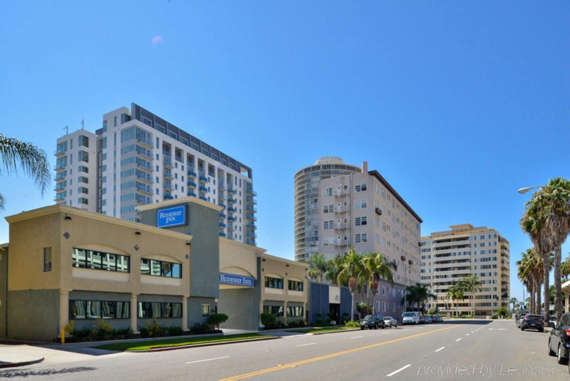 At 50 - Long Convention Center Hotel